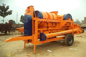 Mini Combine Thresher